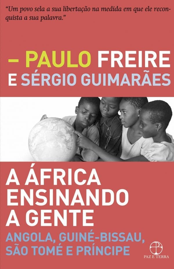 Capa A África ensinando a gente